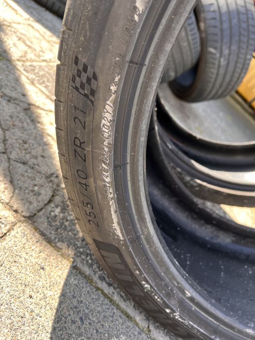 Anvelope Michelin 255 40 21