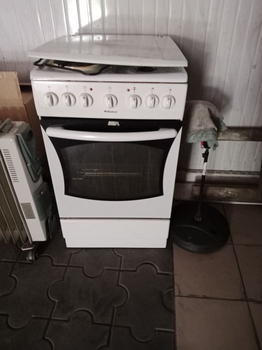 Плита электрическая и газовая и машинка