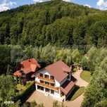 Afacere la cheie!! Pensiune 8 camere, 2 apartamente, zona Marginea-Suc