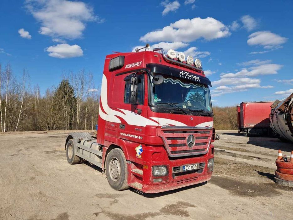 Piese camion Mercedes Actros MP3 -piese camion second hand-piese motor