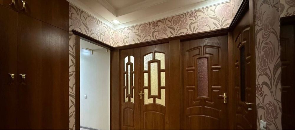 3/3/5 м-в Авиасозлар-2  кирпичный дом 77 серия