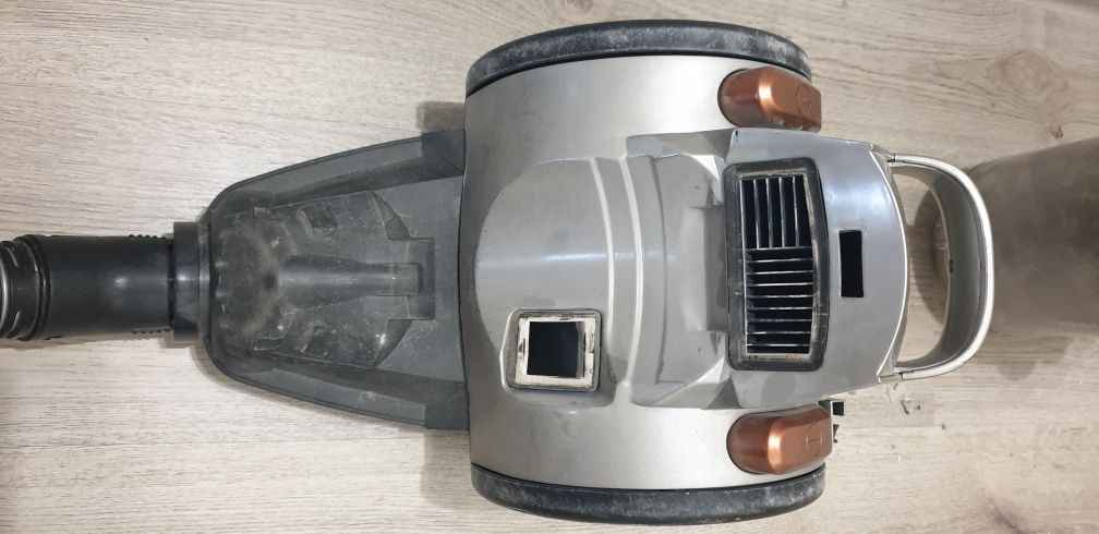 Прахосмукачка Finlux FCH 2626M