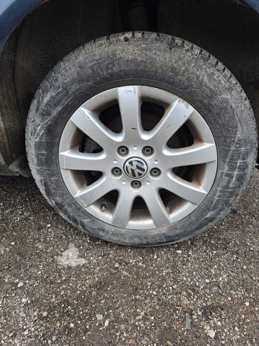 **САМО НА ЧАСТИ***  VW Golf Mk5 1.9TDI, 5 скорости