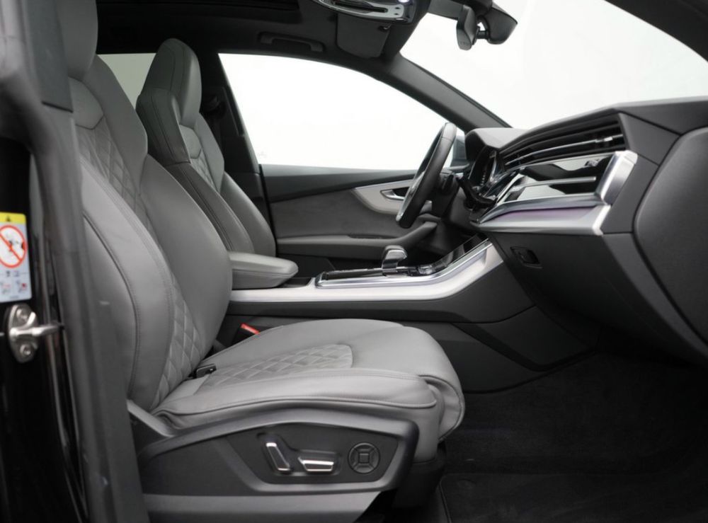 Audi Q8 diesel 2020 TVA INCLUS .3SLINE panorama masaj garantie