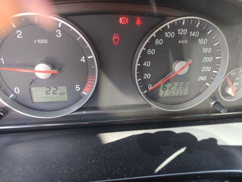 Vând mașină Ford mondeo