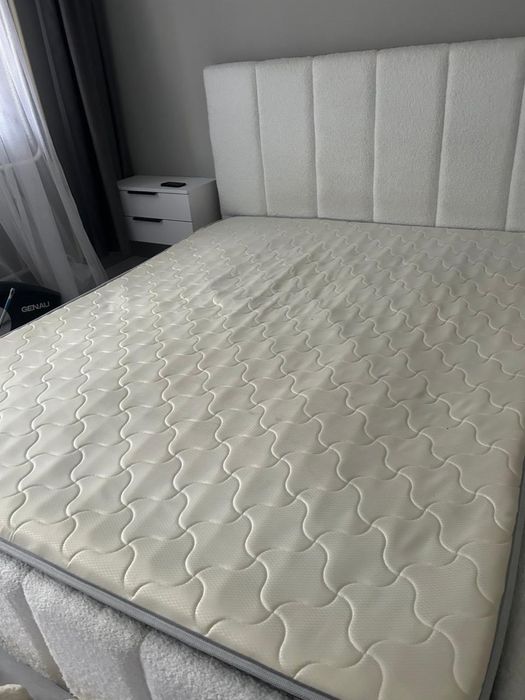 Продам матрас срочно !!Ночти новый