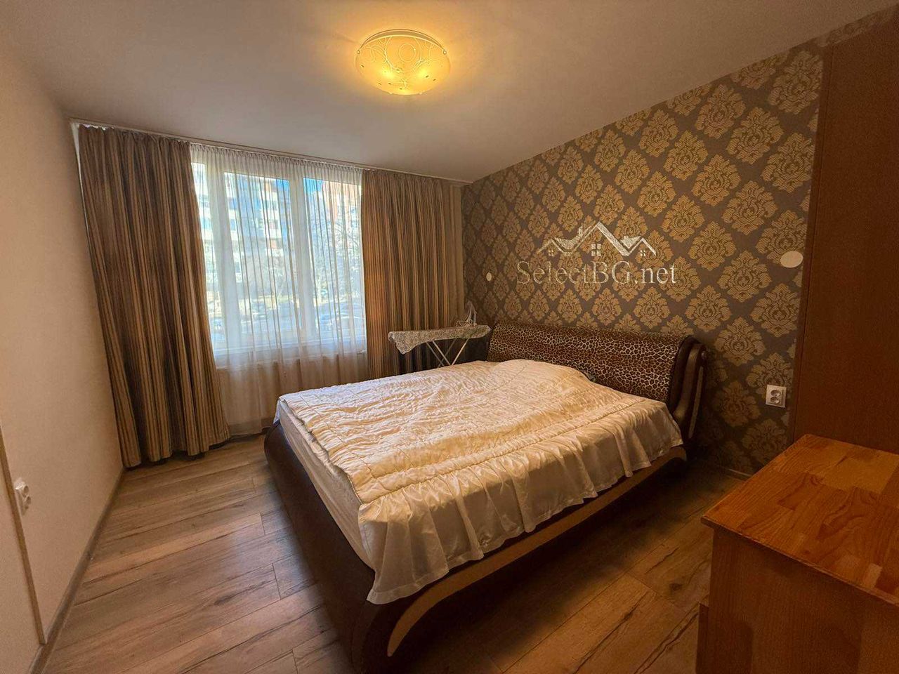 Продава се Тристаен апартамент в Велико Търново, Колю Фичето - 77 кв.м за 1559 €/кв.м - Снимка #3