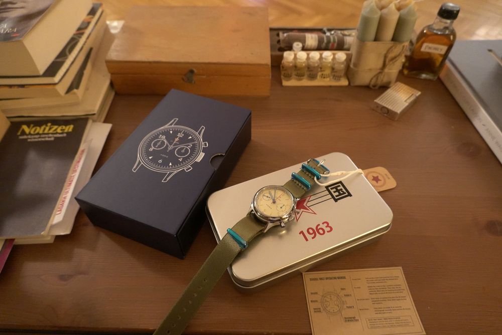 Ceas mecanic SEAGULL 1963 Nou, cutie.