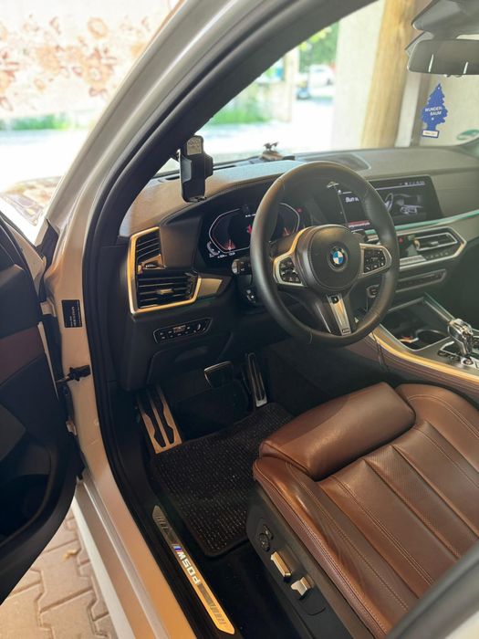 BMW   X5  M  50d