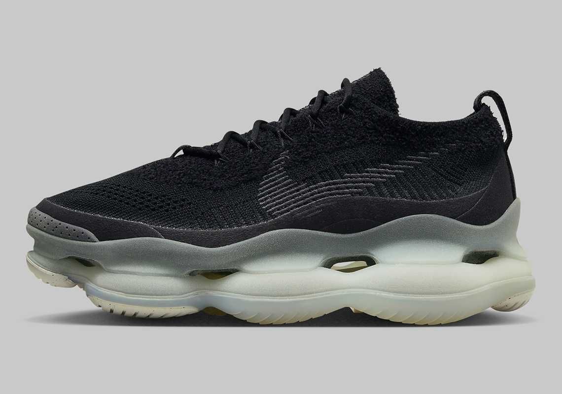 Нови дамски маратонки Nike Air Scorpion FK 38,39