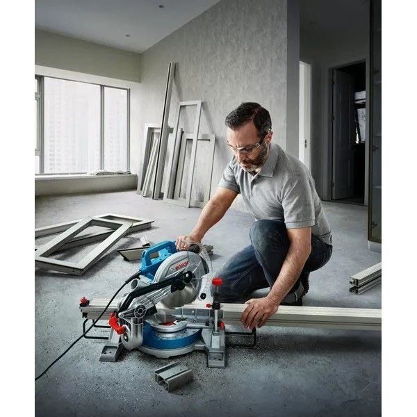 Настолен потапящ циркуляр BOSCH GCM 216, 1300W, 216mm