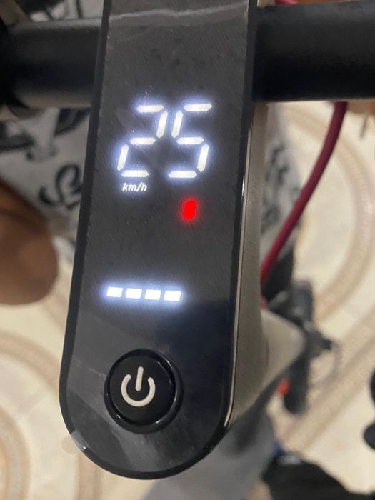 Vînd trotineta electrica mobix sau schimb cu atv