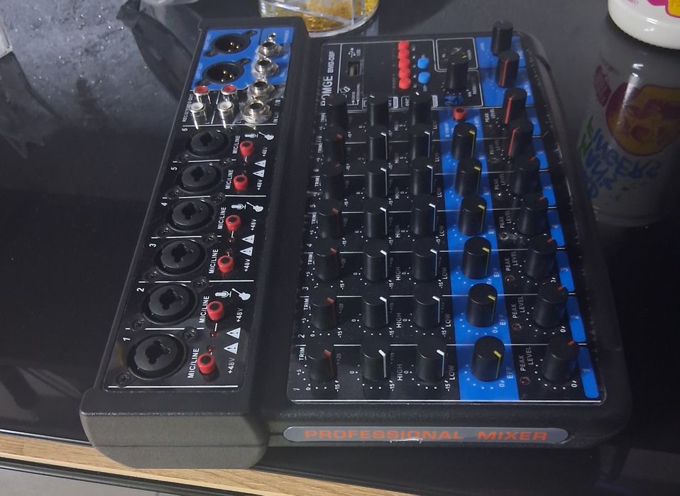 Vând mixer profesional an stare bună