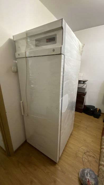 Продается морозильник Polair CB 107