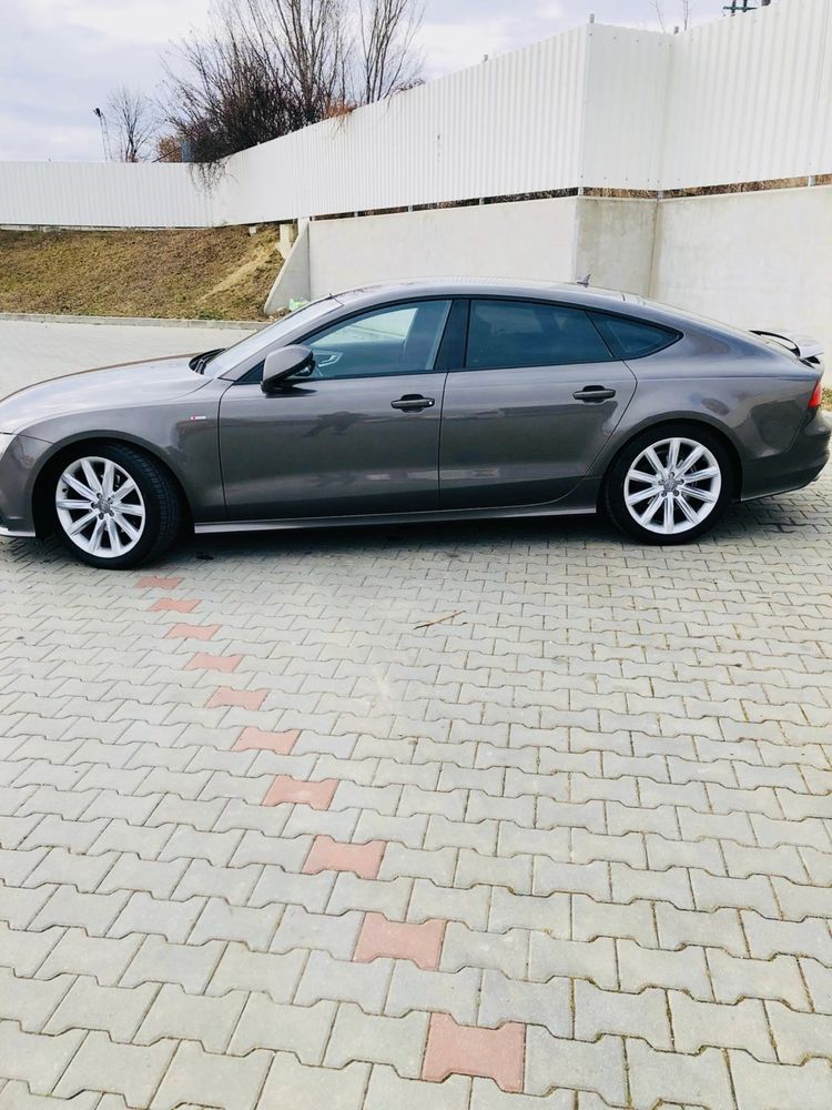 Audi A7 TDi Quattro pachet de fabrica S-line interior exterior !!!