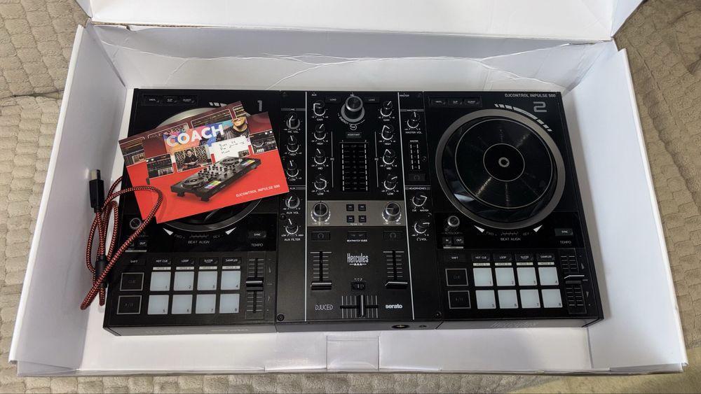 DJ пулт Hercules impulse 500