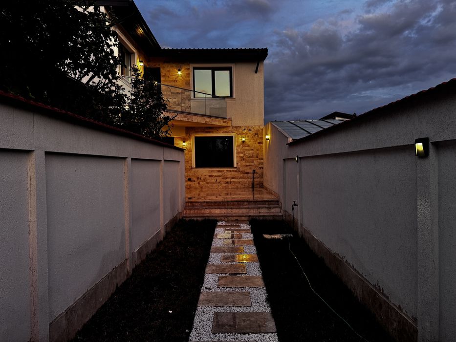 Casa de inchiriat 5 cam 3 bai nemobilata ideala sediu firma birouri