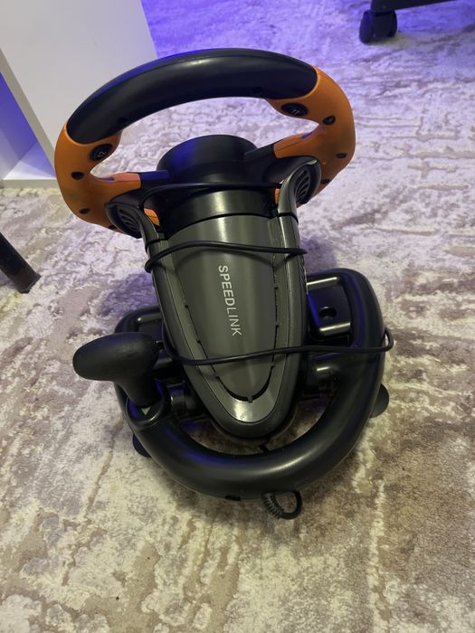 Volan si pedale speedlink pentru PC