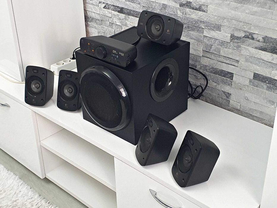 sistem  audio  logitech  5 + 1