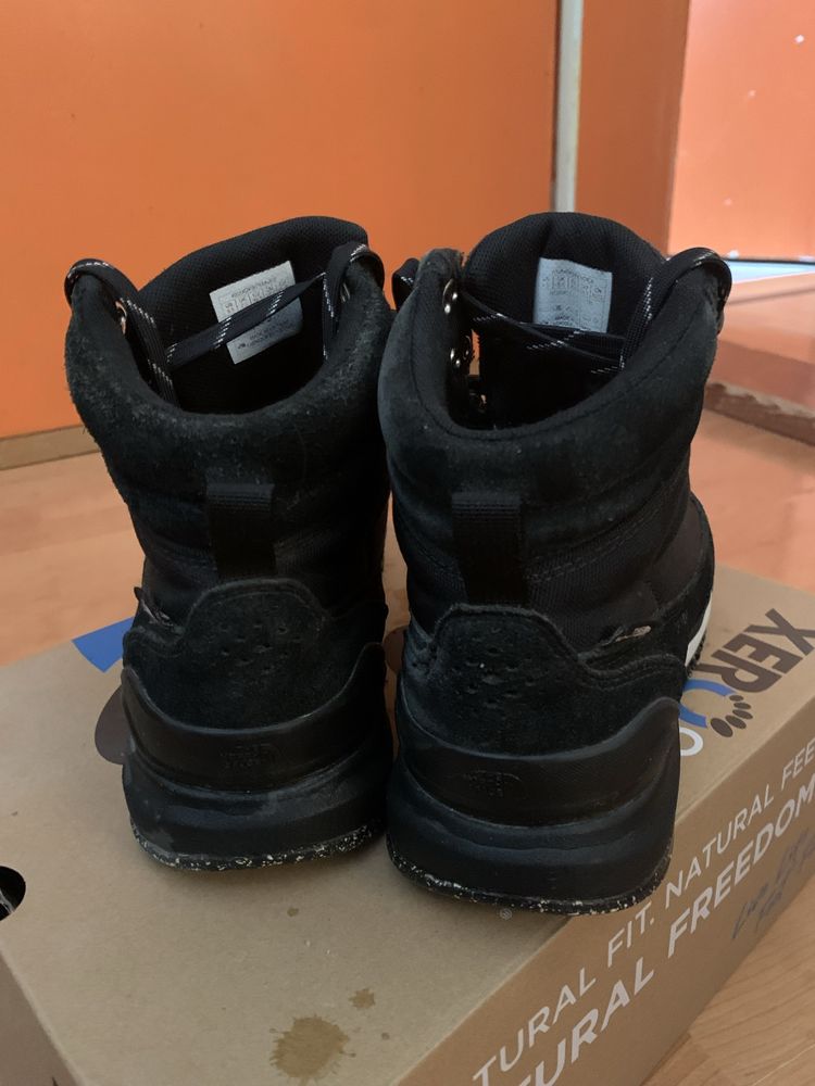 The North Face обувки