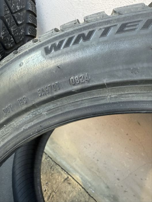 Anvelope de Iarna Pirelli Sottozero 3  255/45/19