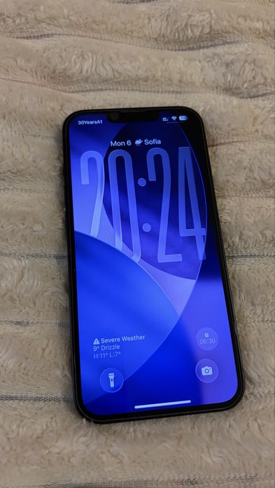 iPhone 13 256 GB 88% батерия