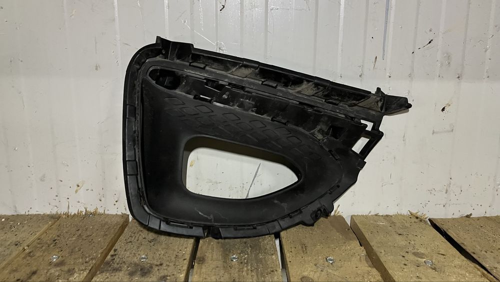 Решетка за халоген дясна Hyundai i20 2