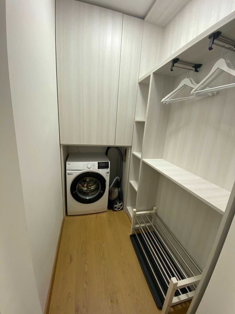Дава се под наем Двустаен апартамент в Варна, Бриз - 72 кв.м за 1150 € - Снимка #19