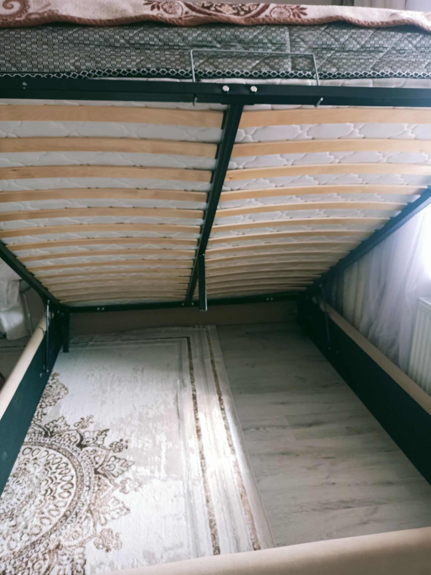 Продается кровать