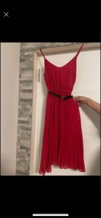 Маслено зелена рокля 36 размер