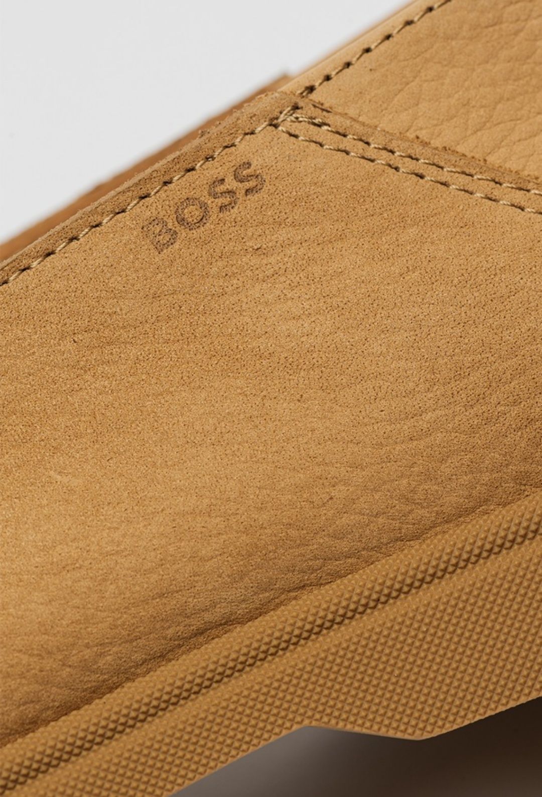 BOSS - Pantofi de piele nabuc cu aspect texturat, Bej 42