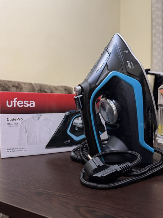 Парна ютия Ufesa Glide Pro (PV2600) 2600W