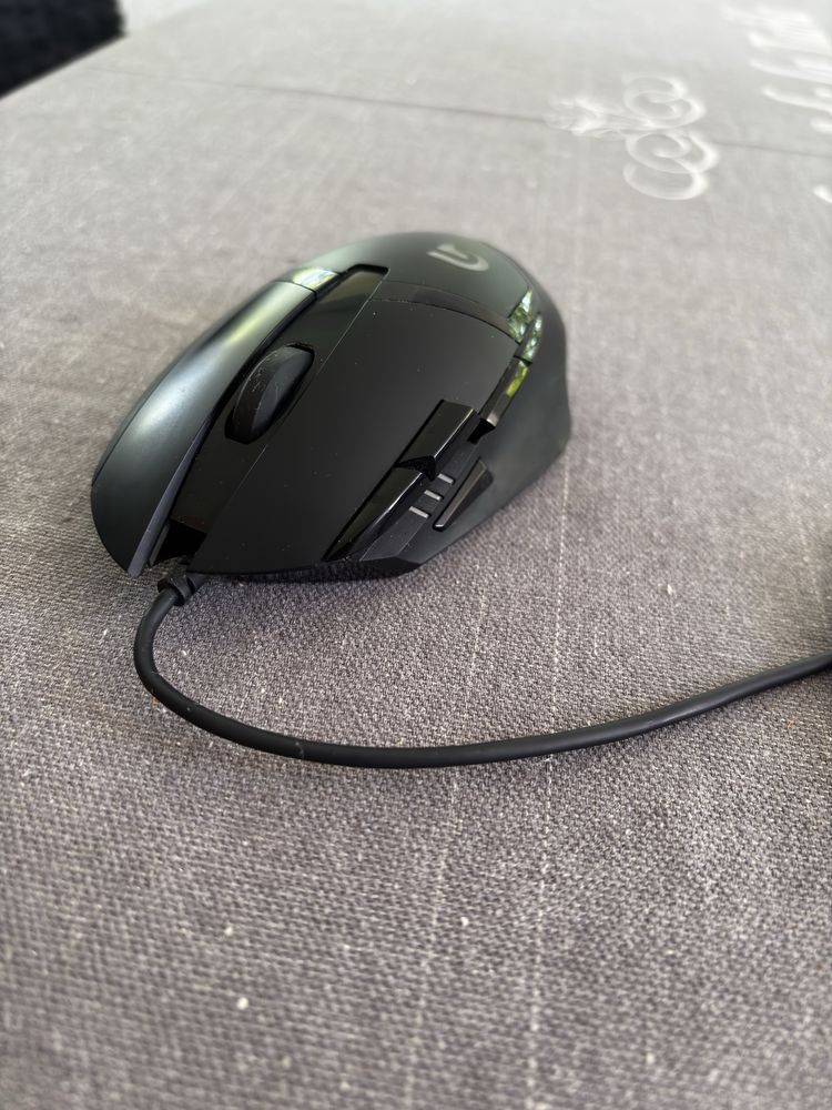 Mouse Logitech G402