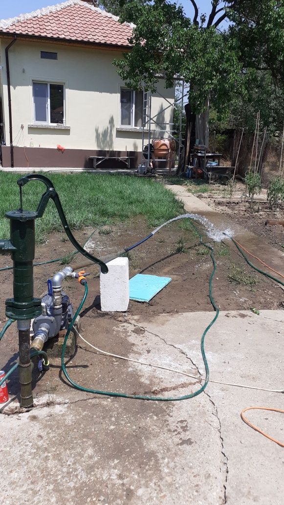 Продавам водна помпа Вида 4