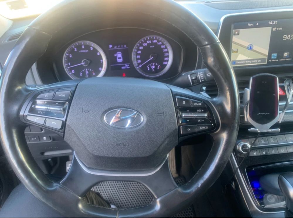 Hyundai Grandeur 3.0