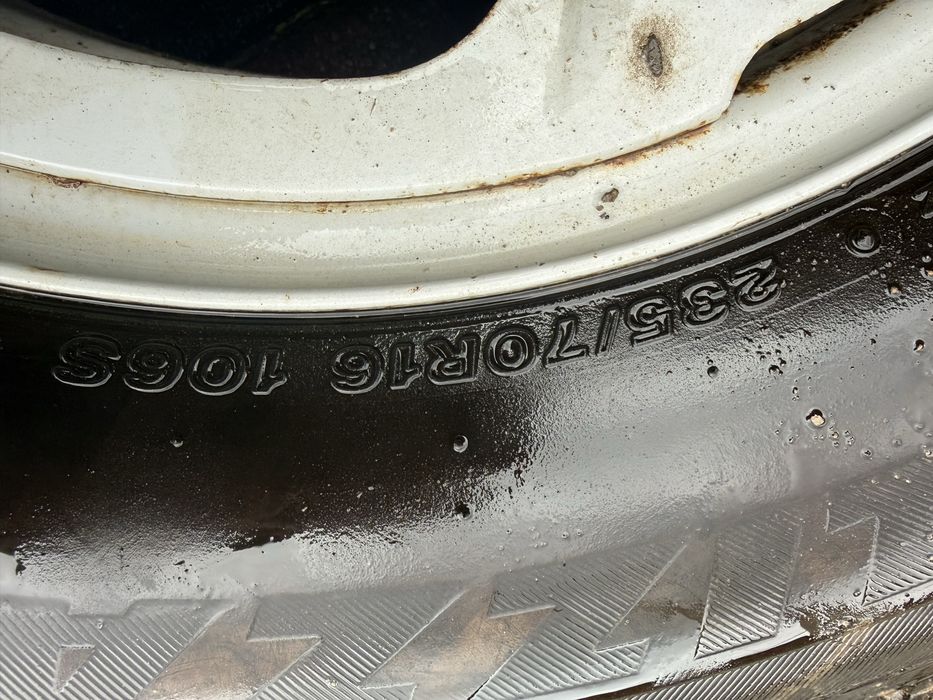 Джанти с гуми за Toyota Land Cruiser/Hillux/4runner
