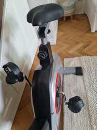 Vând bicicleta fitness