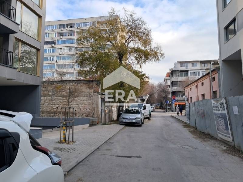 Дава се под наем Гараж / Паркомясто в Варна, Център - 12 кв.м за 178.5 € - Снимка #11