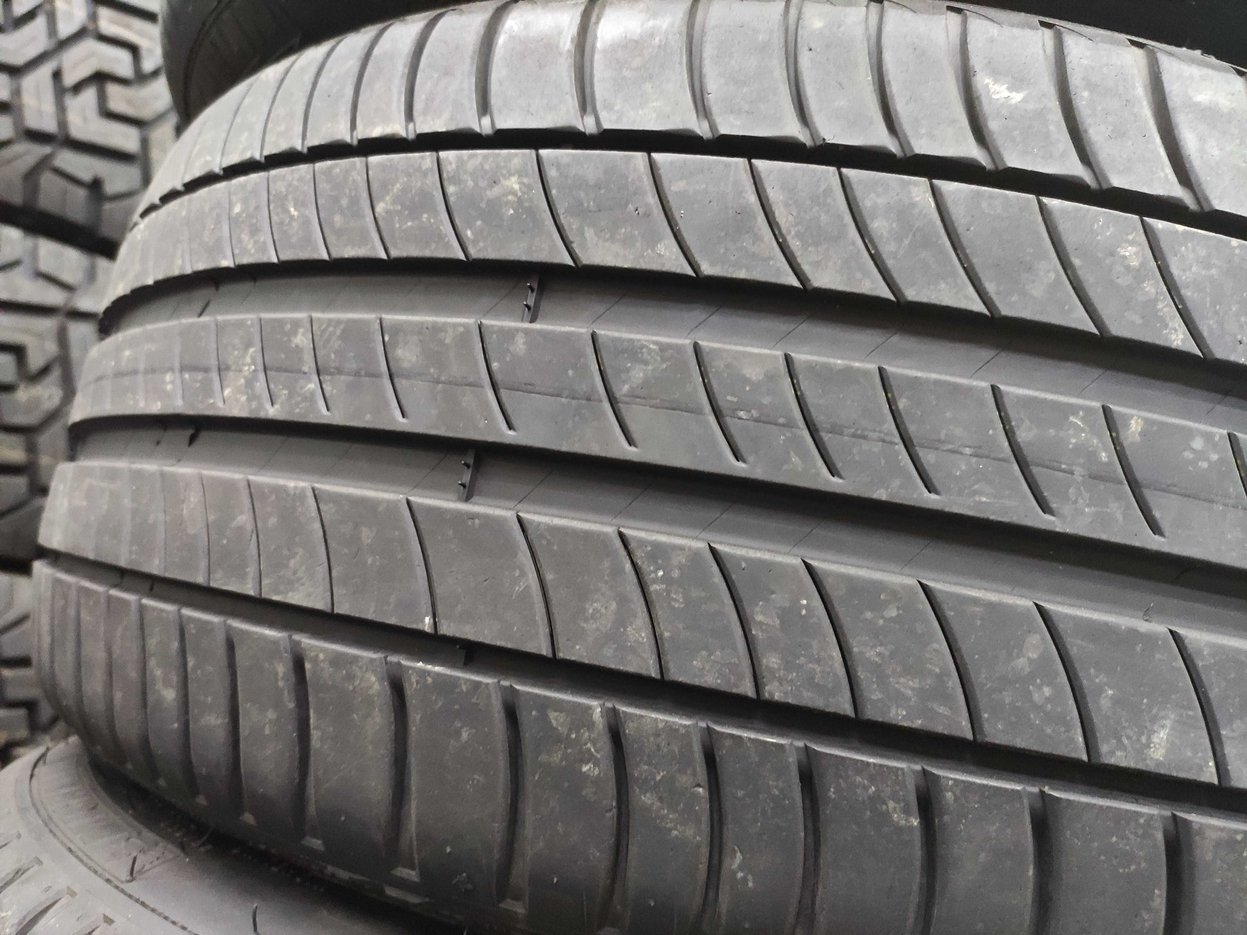 Летни гуми пакет 245 40 19 и 275 35 19 - Michelin Runflat