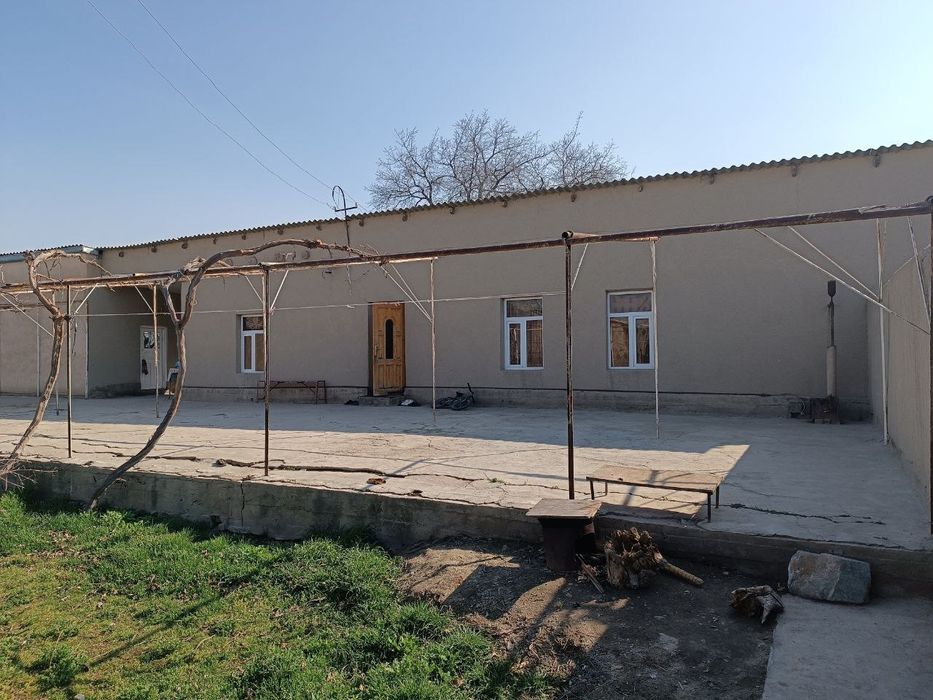 Arg‘unda 6.5 sotix hovli sotiladi