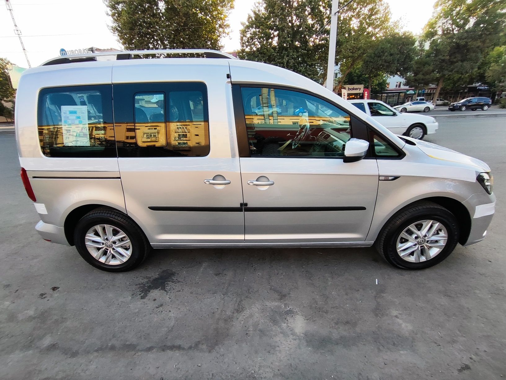 Ассалому алейкум продается отличное авто.
