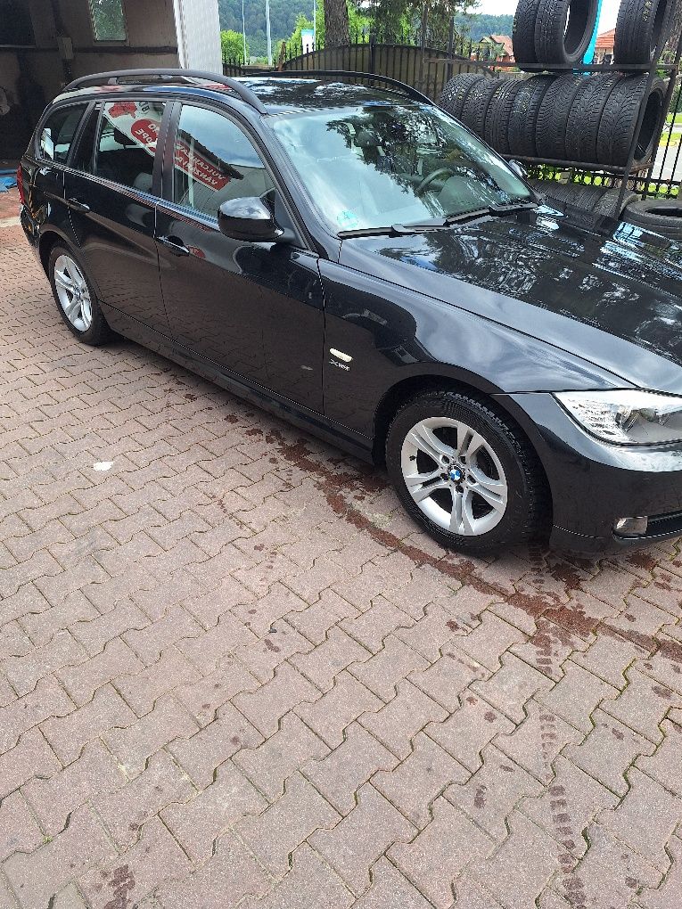 BMW 320 x drive  2.0 d
