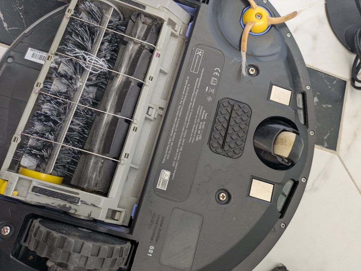 Робот-пылесос irobot roomba 681 на запчасти