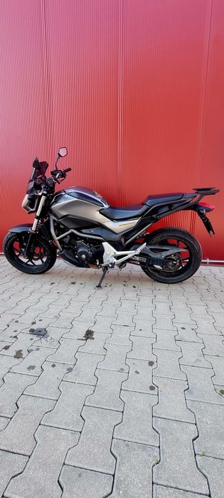 Honda NC700S - permis A2  ( Hornet / NC 700 / NC 750 )