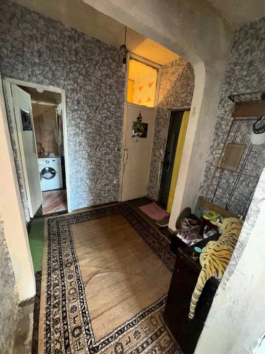 Квартира продаётся Чиланзар 7 квартал 3/4/4 без ремонта Актепа круг