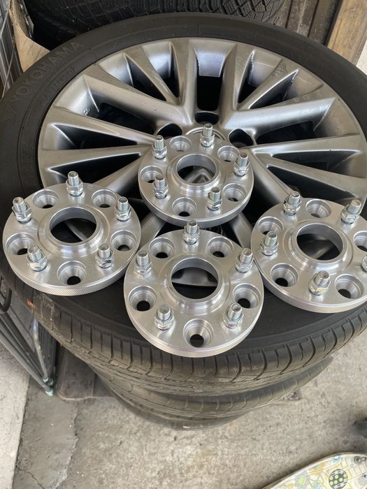 Проставки колесные для изменения вылета Тойота Камри, королла, рав4