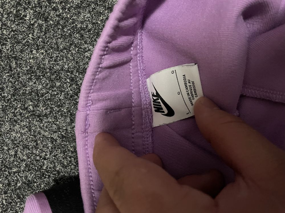 pantaloni nike tech noi