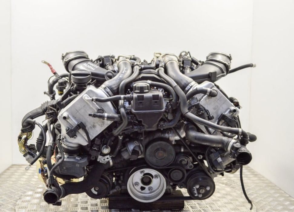 Двигател БМВ 5.0 бензин N63B44A 406 кс