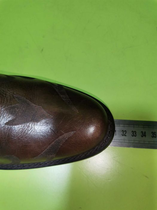 Cizme ciocate din piele originale western. Cizme pentru scenă.