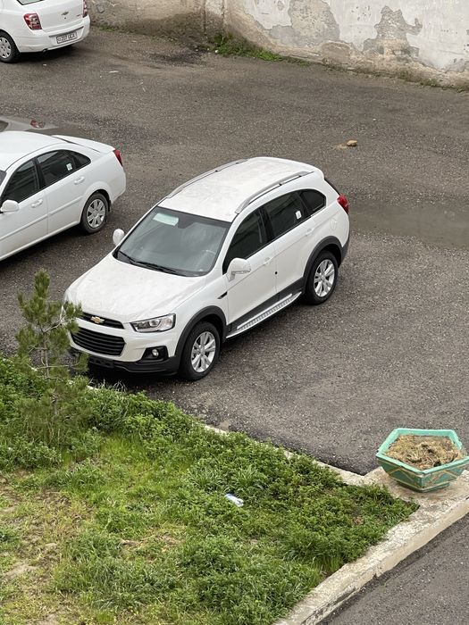 Каптива-4 белый жемчук 2018- йил сотилади